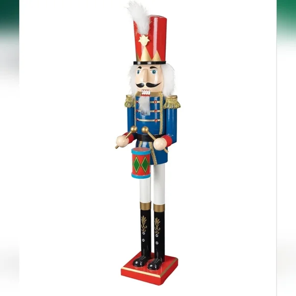 Nutcracker Soldier 2 1/2 Foot Tall - Picture 3 of 11